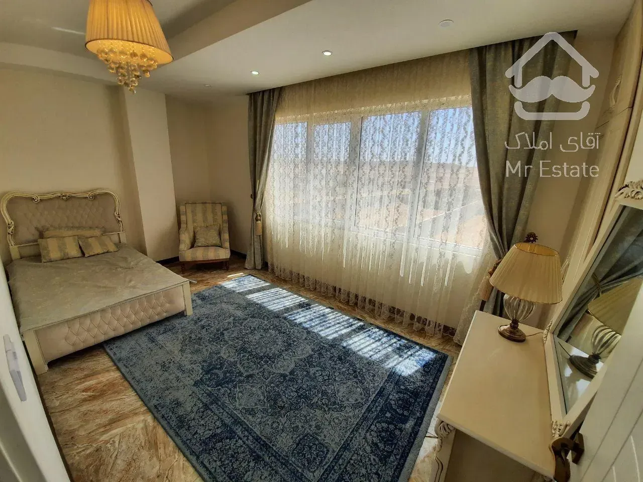 فروش،عمارت،۴۵۰متر،شهرک زعفرانیه