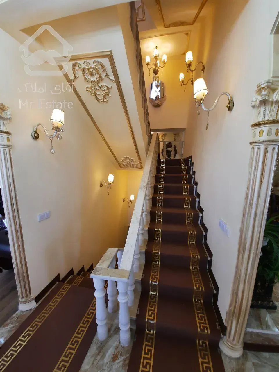 ویلامدرن کلاسیک ۴۵۰متر،شهرک زعفرانیه