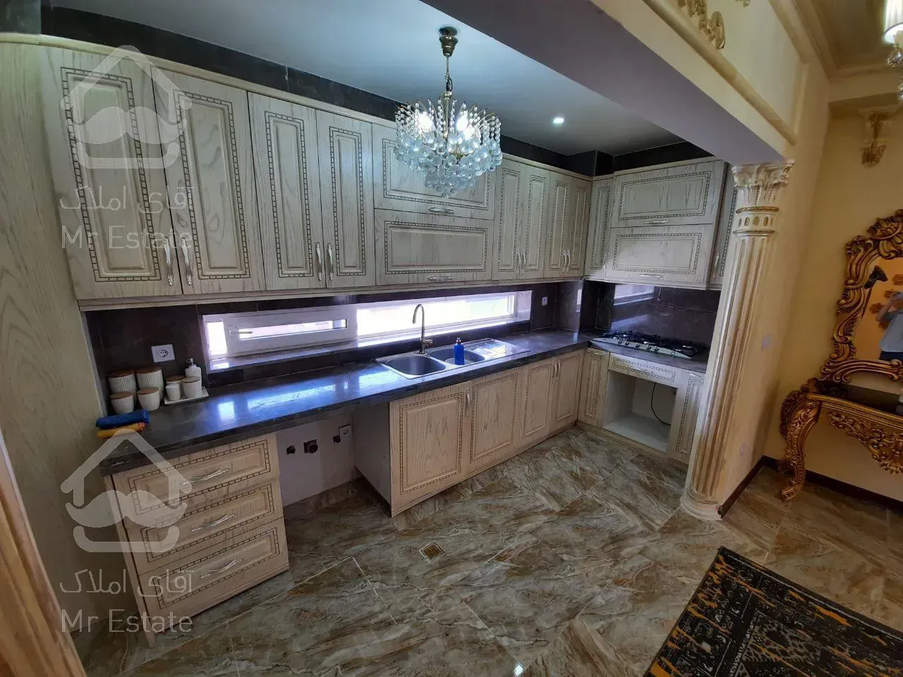 فروش،عمارت،۴۵۰متر،شهرک زعفرانیه