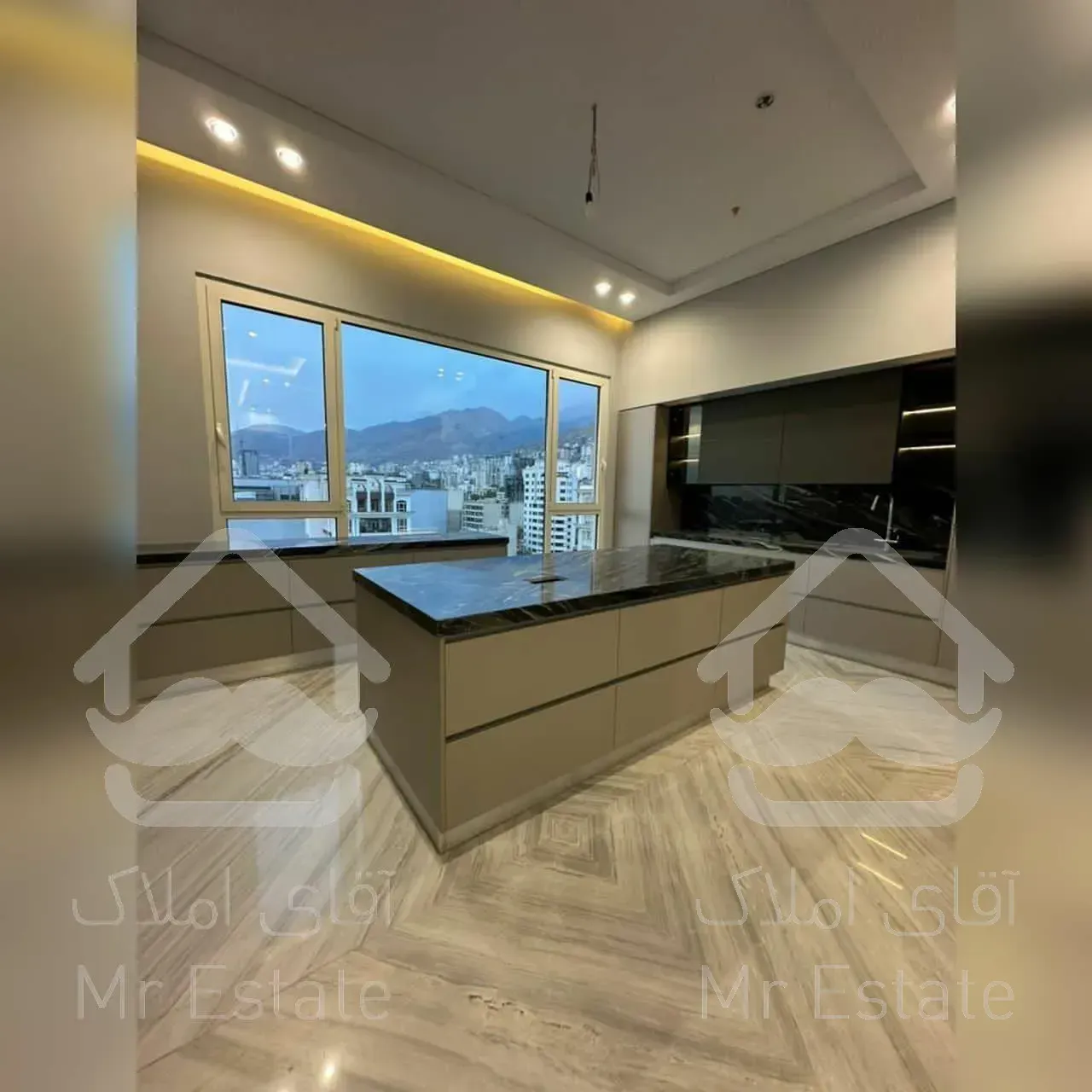 فروش 200متری در دولت تاپ لوکیشن