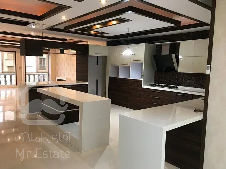 فروش 140 متری پاسداران