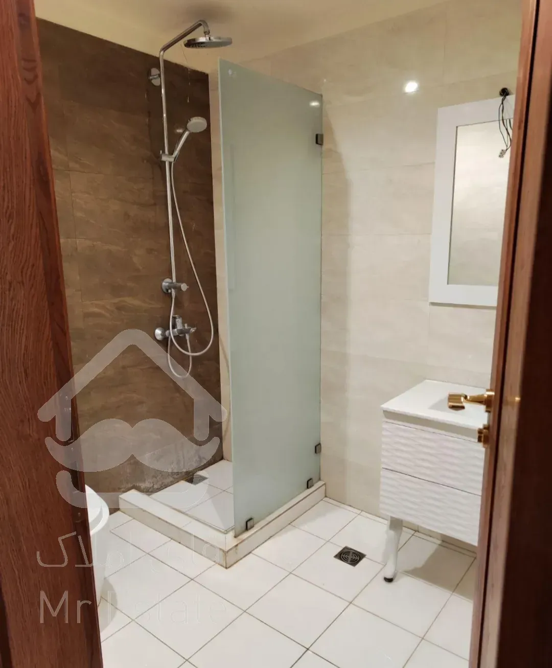 فروش 100 متری قلهک