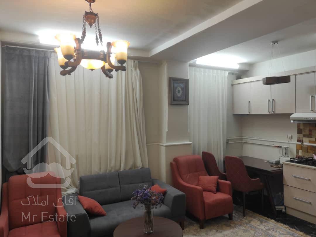 ۳۵متر سالن پرده خور تکخواب خوش نقشه