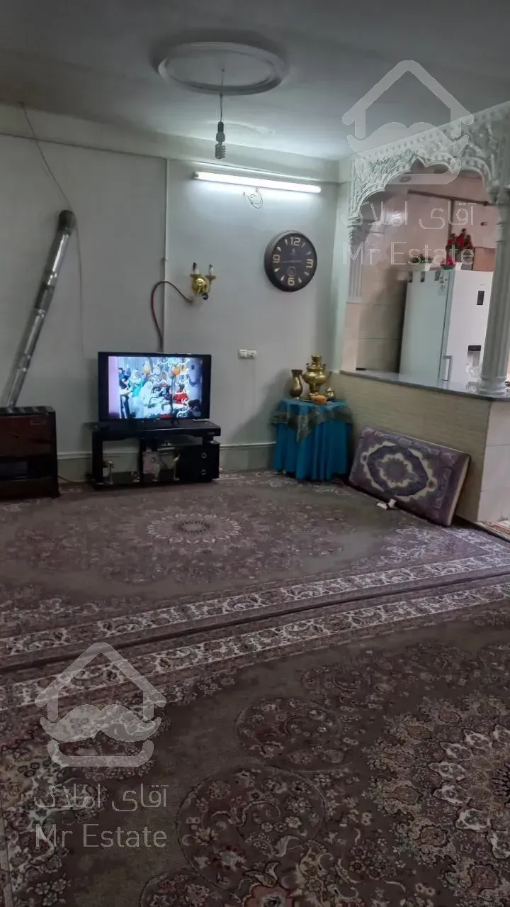 دربستی.یک ۳۰ متر هم دست مستاجر