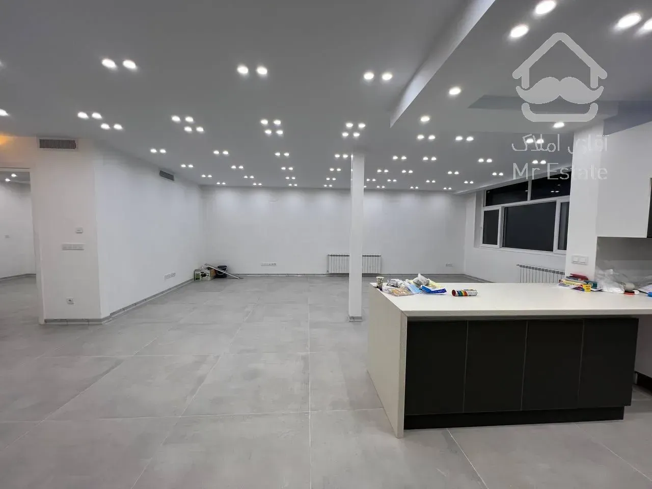 ۱۸۰متر/سە خواب/تک واحد/