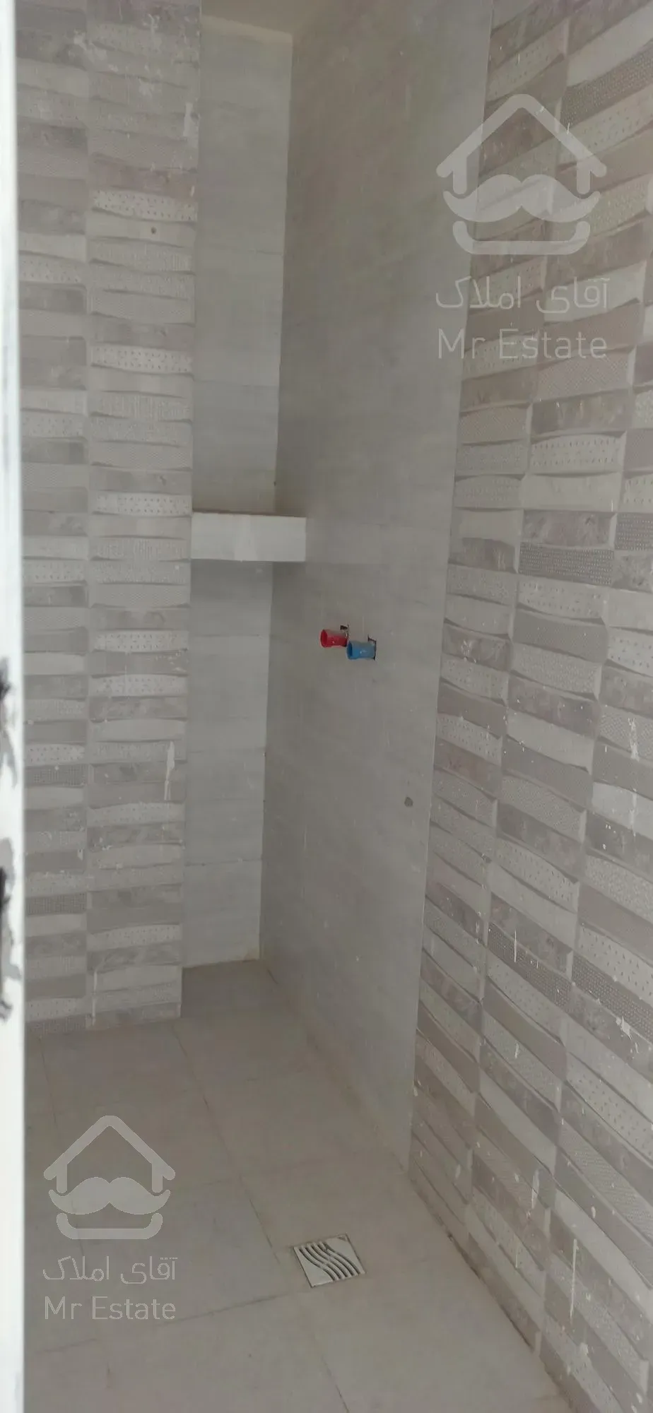 فروش ۱۶۴ متر سه خواب مفتح جنوبی فول امکانات