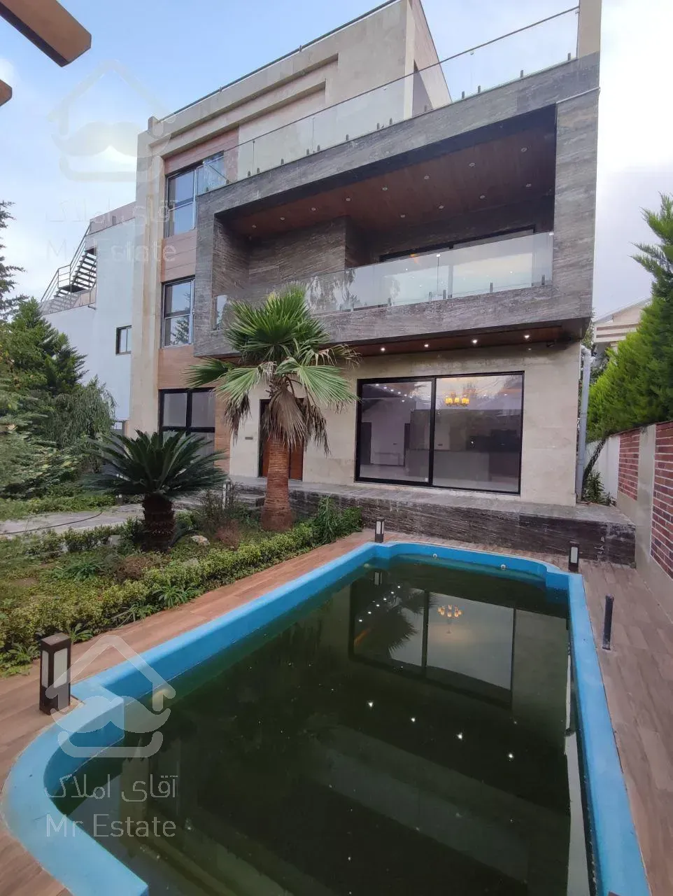 ویلا فورکس منطقه لوکس ایرکا