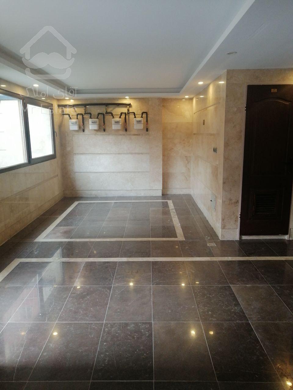 فروش یک عدد آپارتمان بسیار خوش نقشه در محله ستارخان