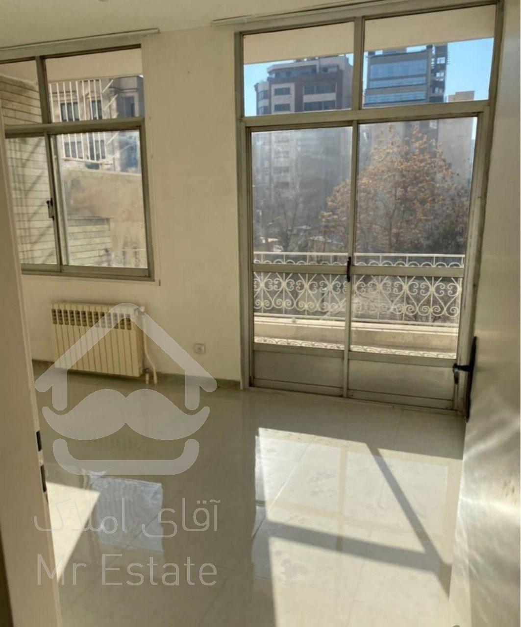 فروش یک عدد آپارتمان فول امکانات دربهترین لوکیشن منطقه