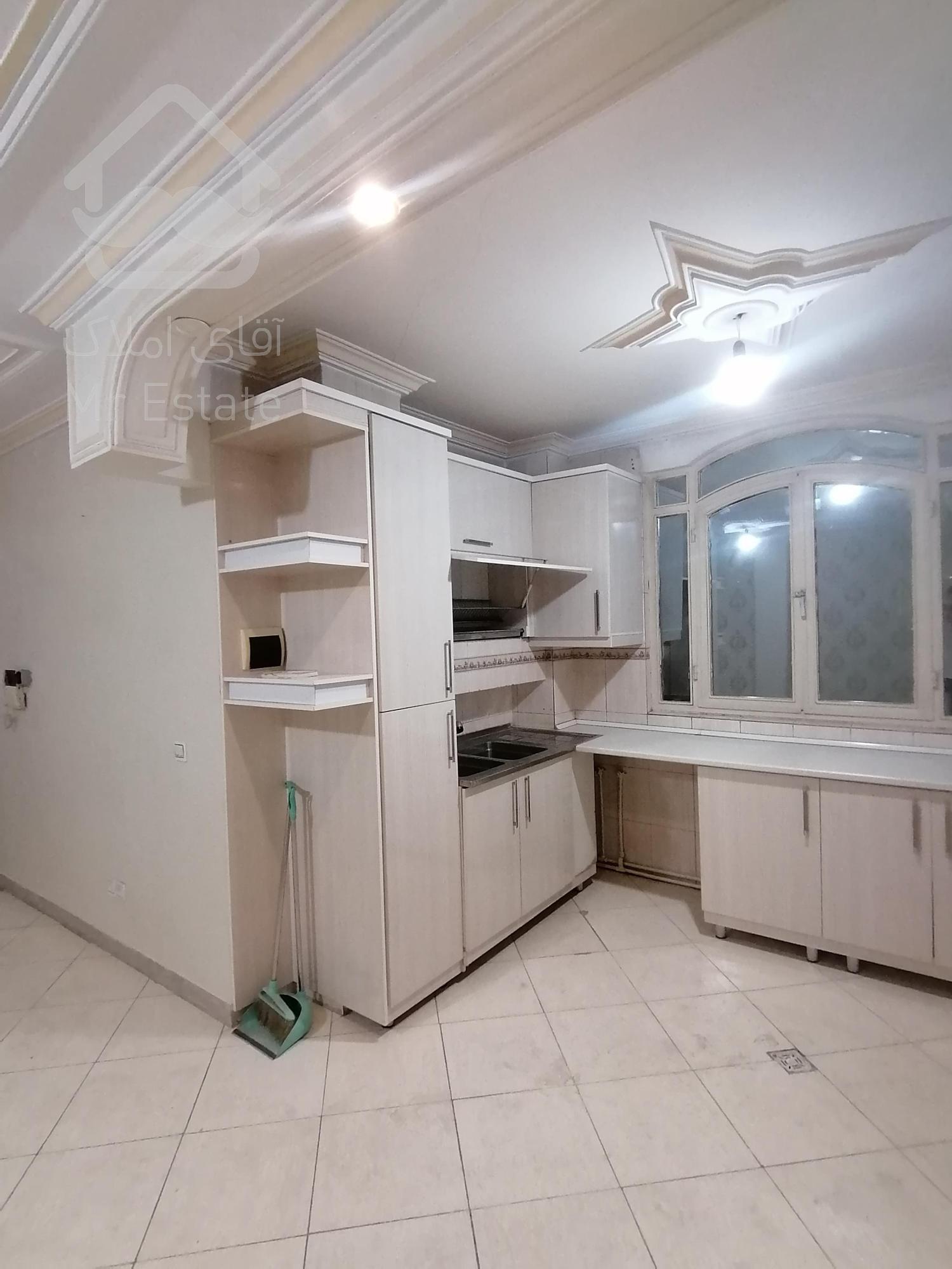 70متر 2خواب پارکینگدار نیکفر