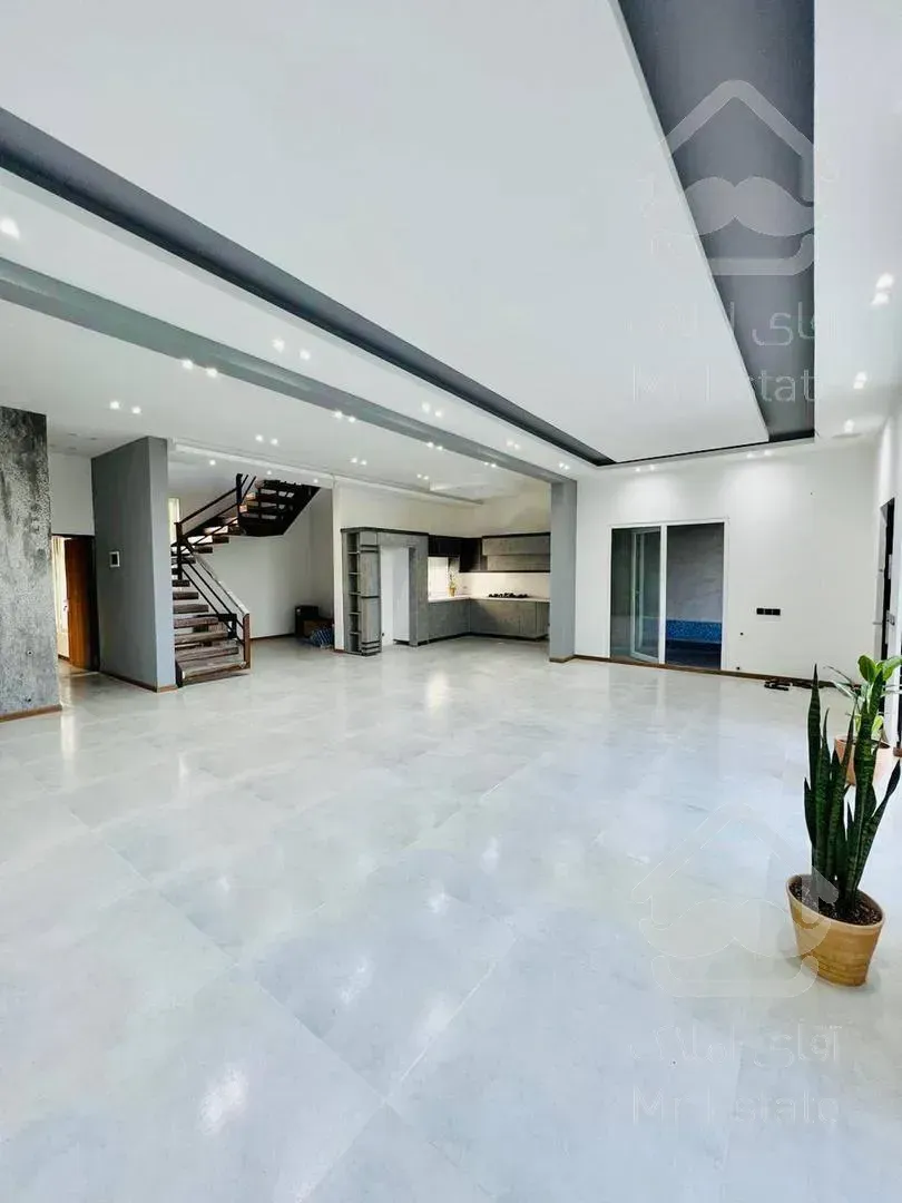 دوبلکس ۴۰۰متری در چمستان