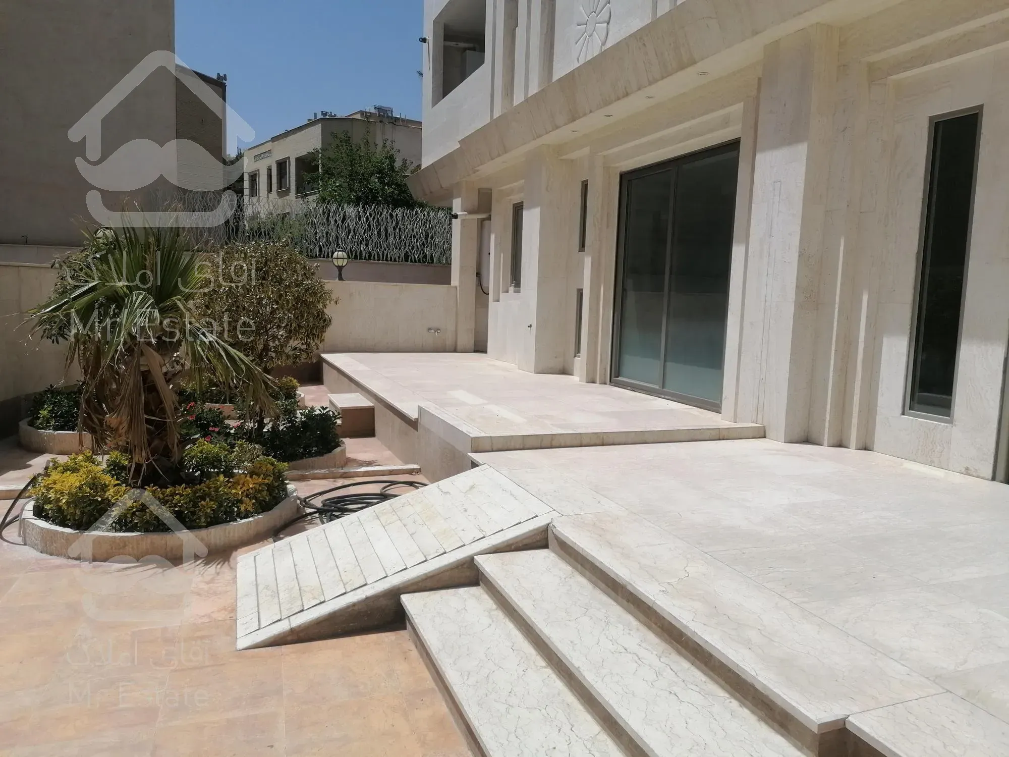 باغ زیار 200متر*تکواحد*مشاعات هتلینگ