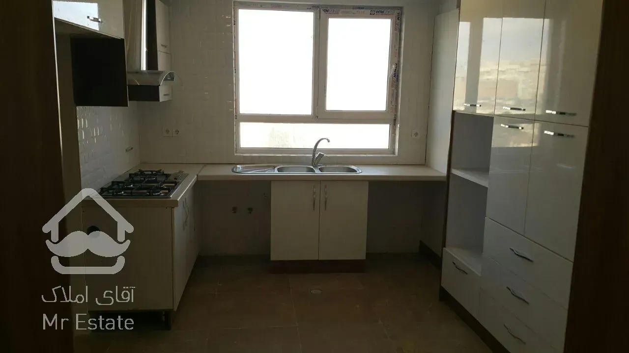 فروش آپارتمان ۱۲۵ متری مسکونی مطهری