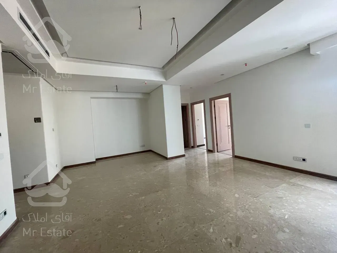 195 متر در فرعی ترین لوکیشن دروس