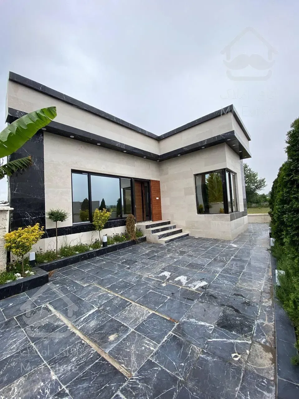 ویلا نما مدرن شهرکی ۲۰۰ متری ورودی جنگل سند تک برگ