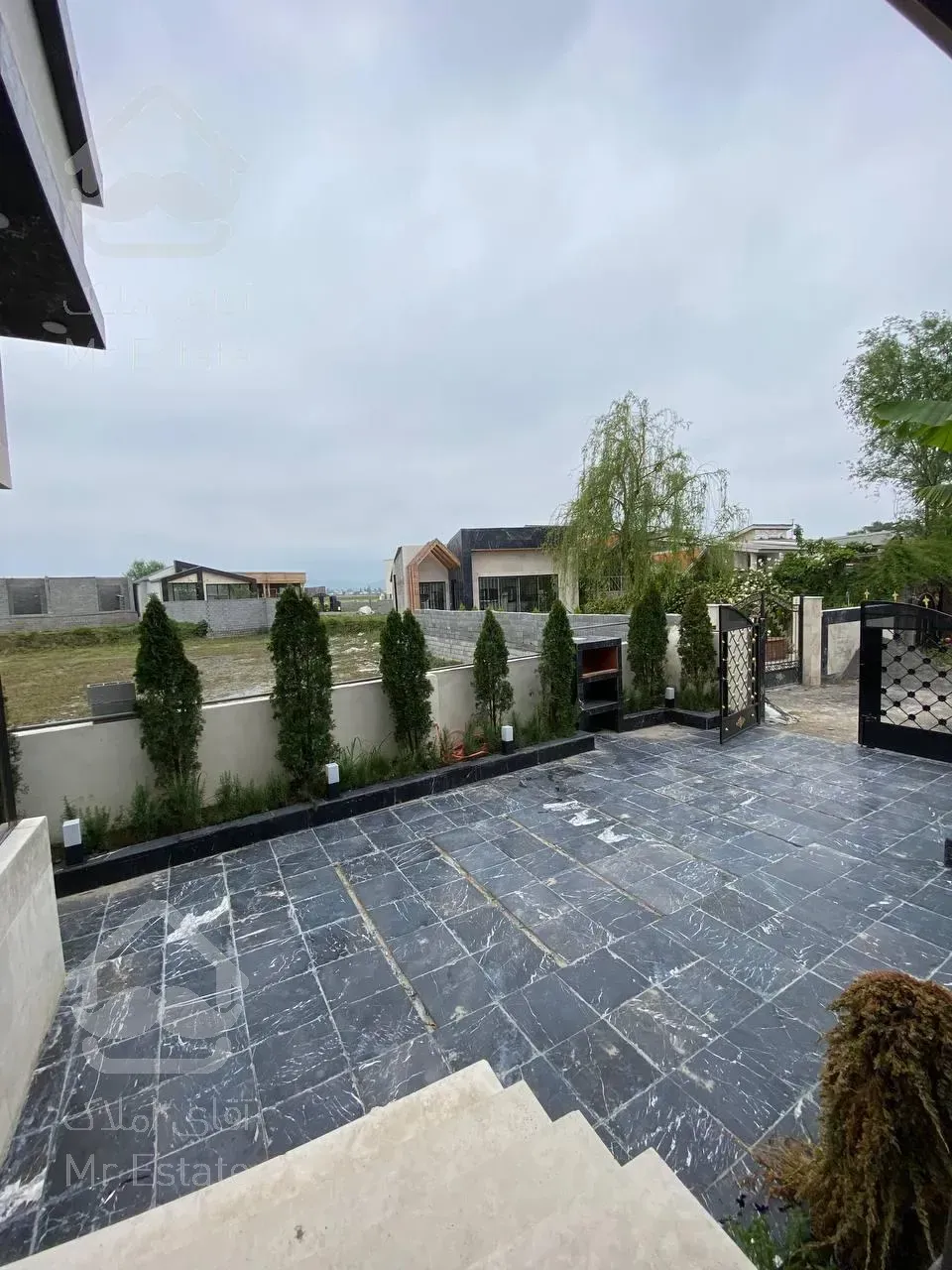 ویلا نما مدرن شهرکی ۲۰۰ متری ورودی جنگل سند تک برگ