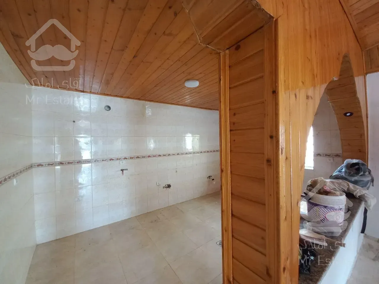 ویلا فلت ۲۰۰ متری منطقه‌ی جنگلی شهرک دنج سند تک برگ