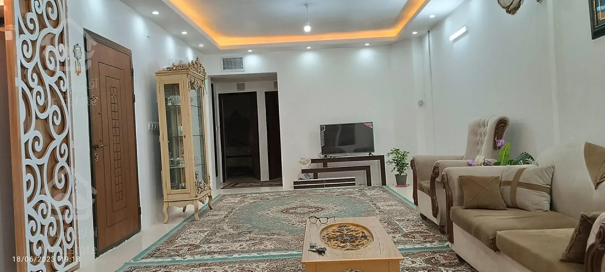 آپارتمان ۱۰۰ متری