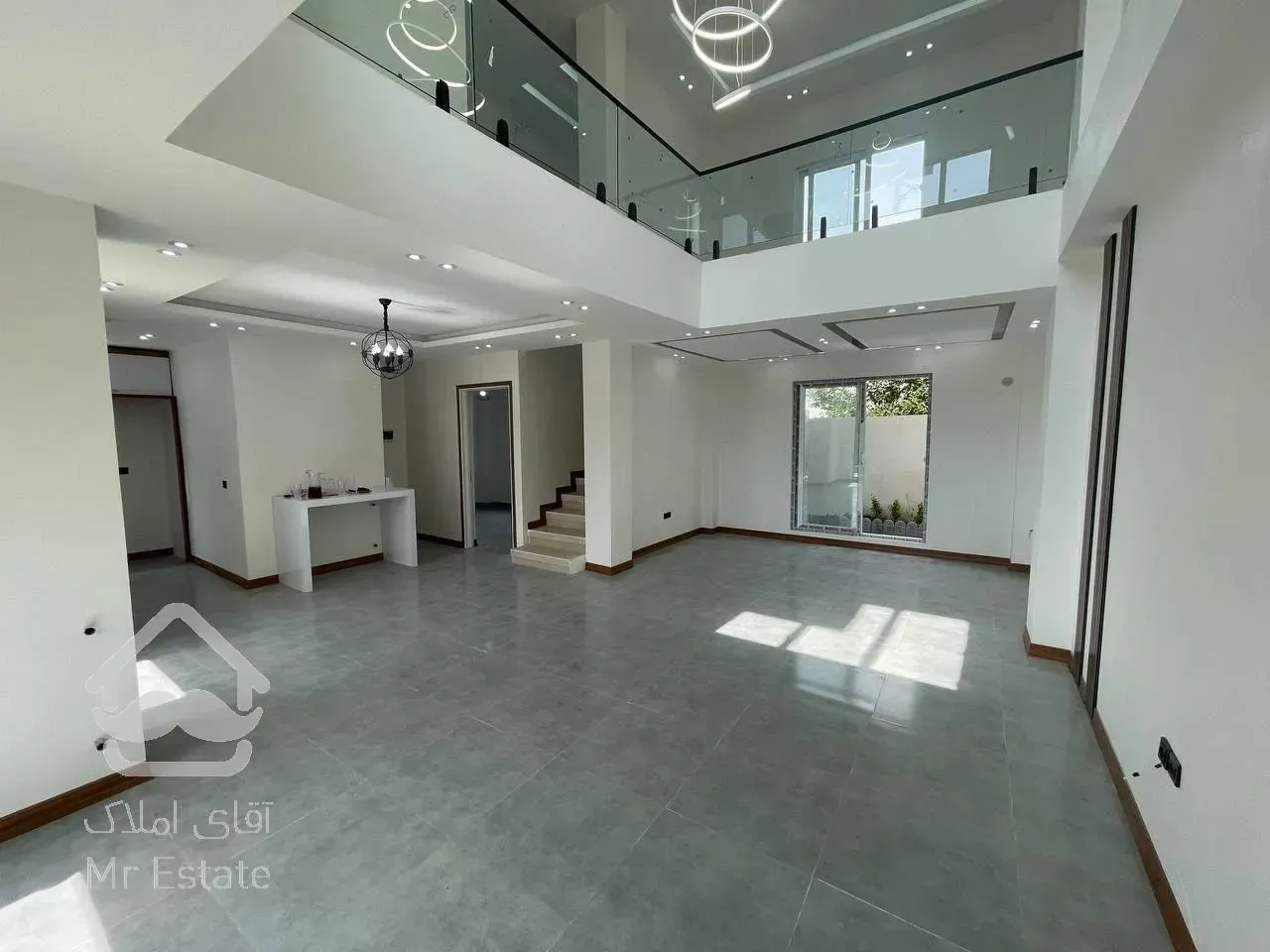 ویلافلت مدرن چمستان