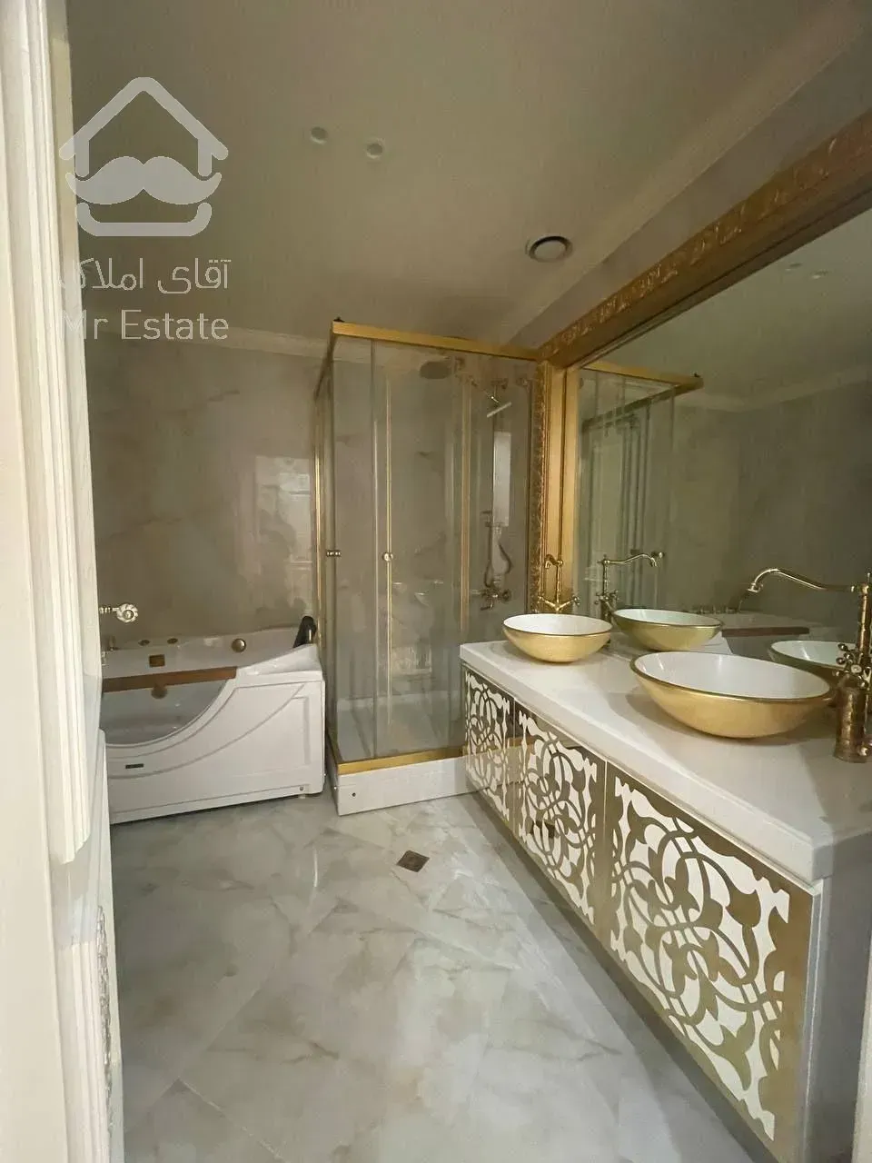 ۵۵۰متر/۳خواب مستر/یک سوئیت مجزا