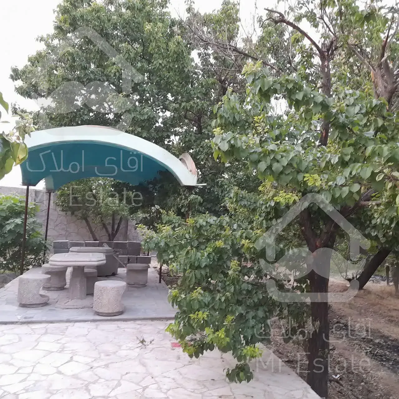 فروش باغ ویلا 1228متربابناچاه برق استخرآلاچیق