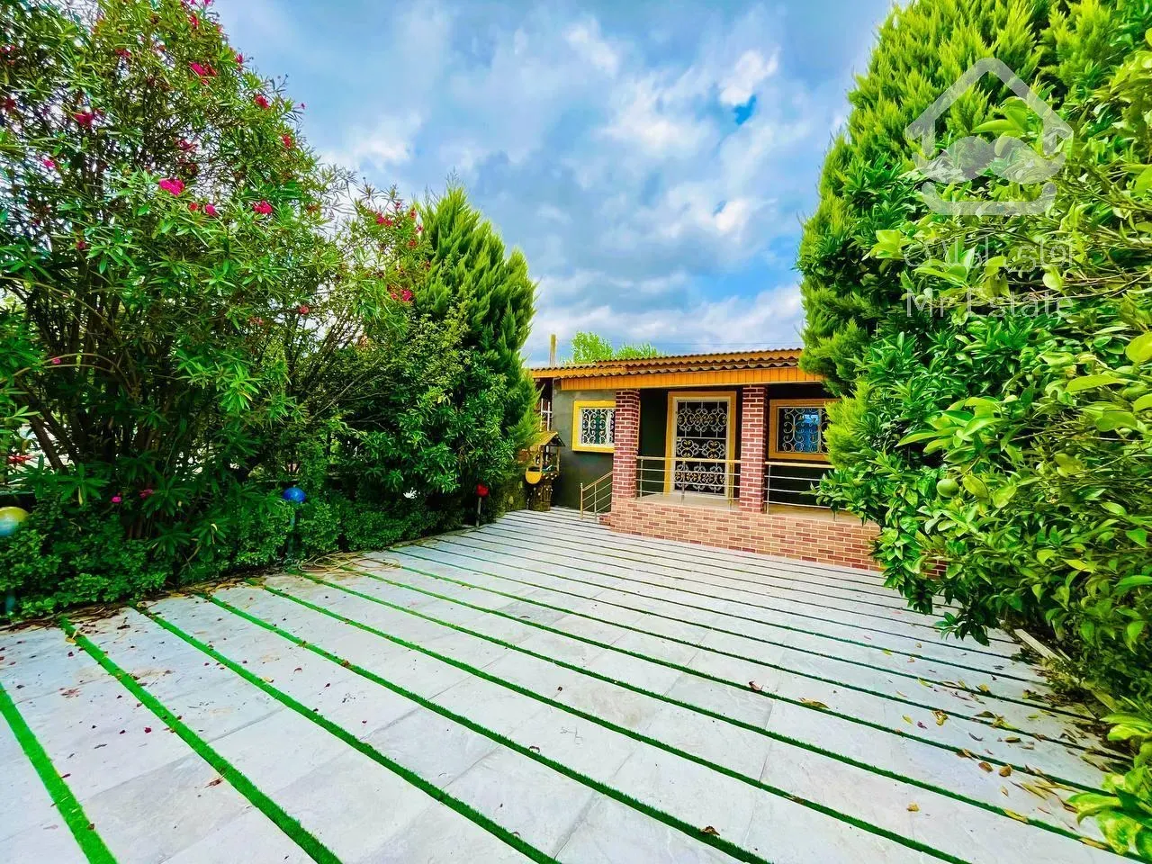 ویلا باغچه جنگلی ۲۳۰ متری سند تک برگ انشعابات نصب