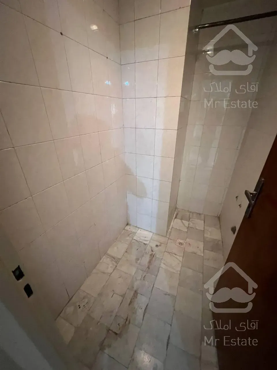 ۲۸۰ متر / ۳ خواب / رهن و اجاره شهرک راه آهن