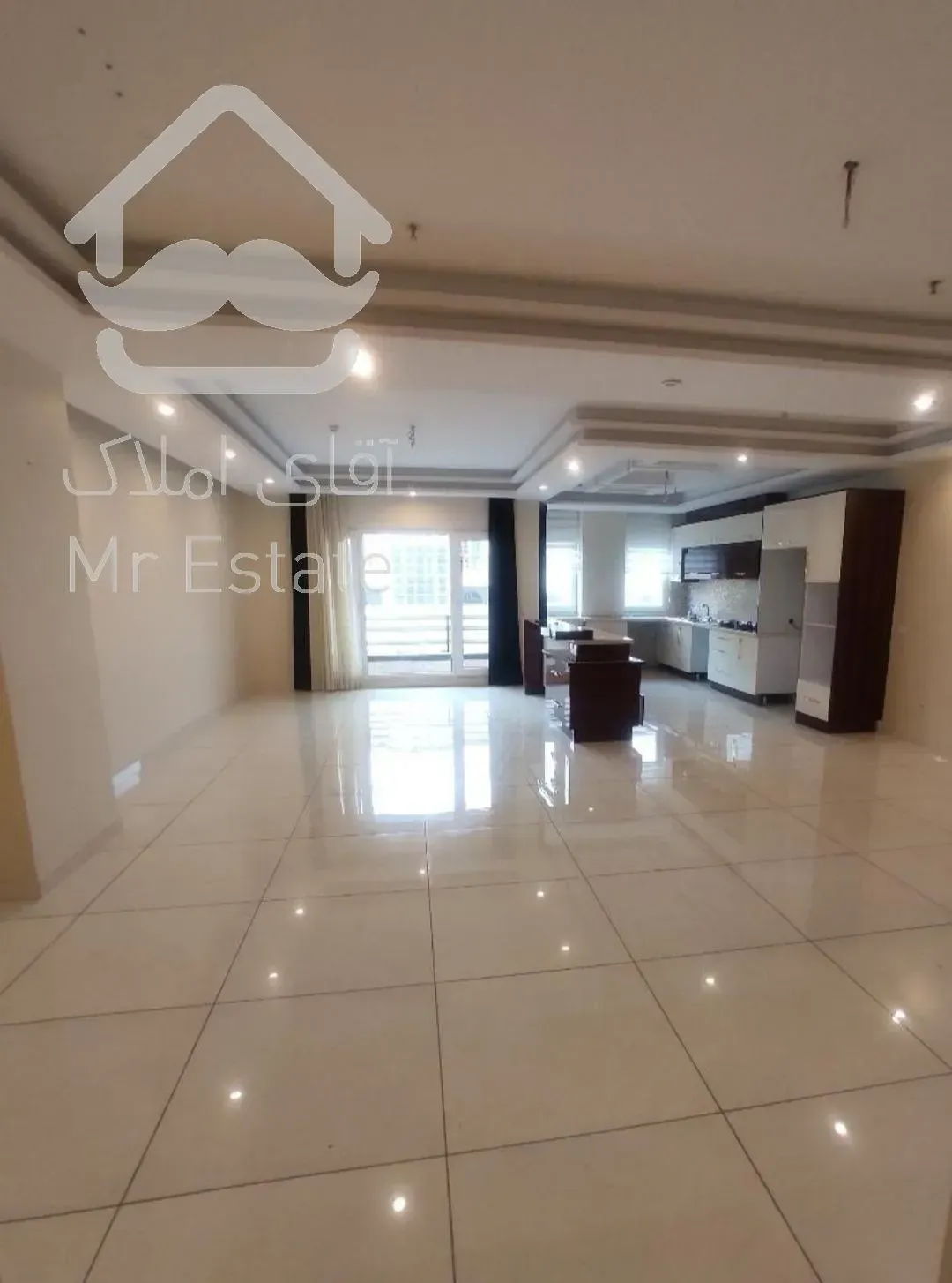 130متر/کلیدنخورده/روف گاردن/تاپ لوکیشن