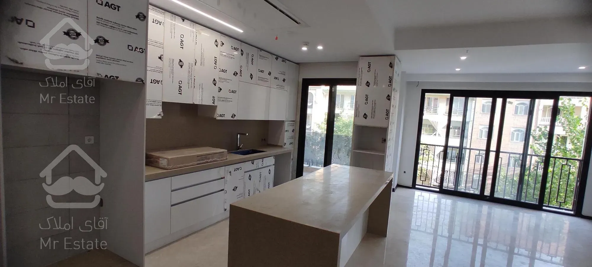 ۱۱۰متر برج /فول امکانات /ویو ابدی سعادت آباد