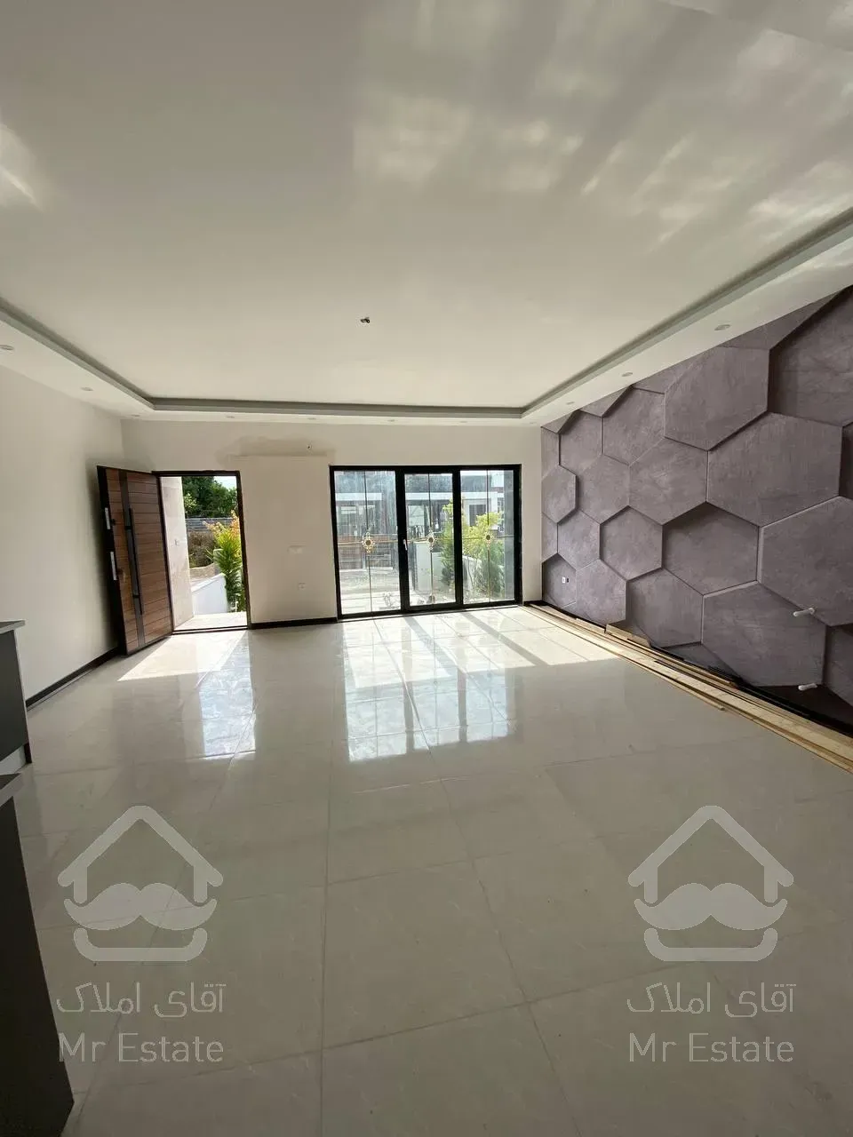 ویلا نما انگلیسی شهرک هم تیپ سند تک برگ بهترین لوکیشن