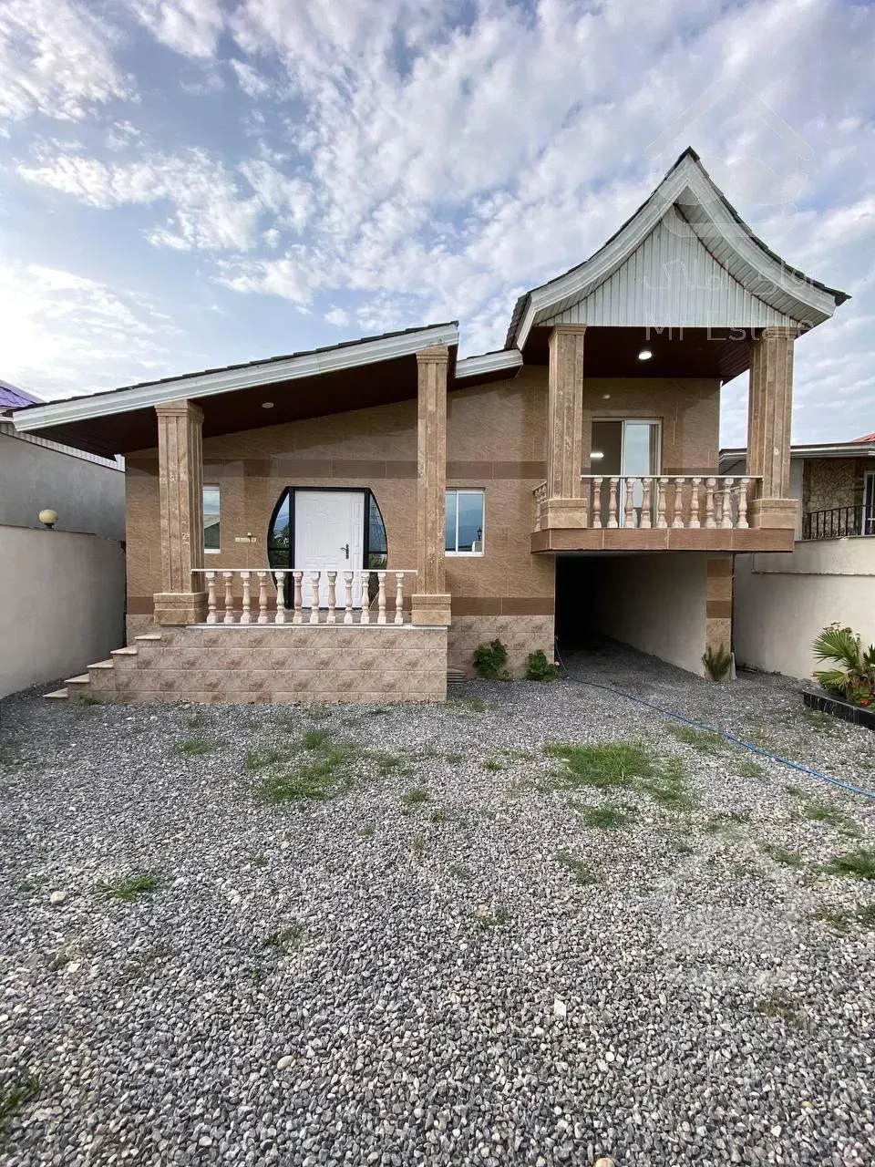 ویلا نیمپیلوت ۲۶۰ متری شهرک هم تیپ سند تک برگ