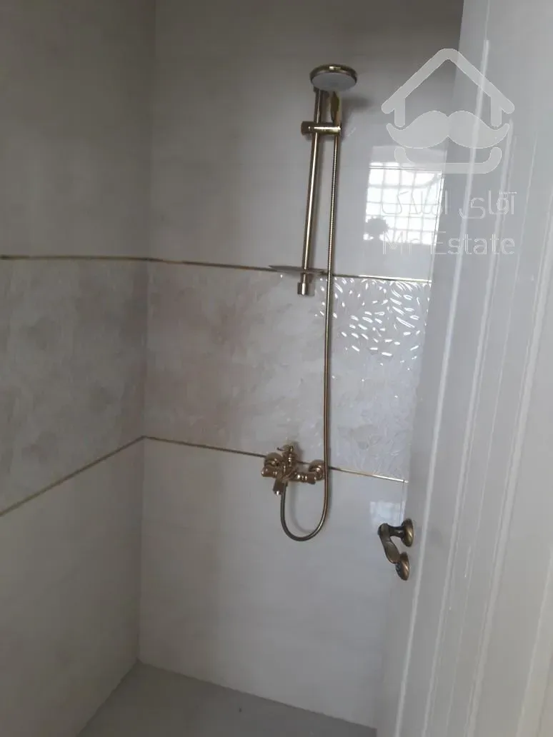 آپارتمان ویو روبه کوه