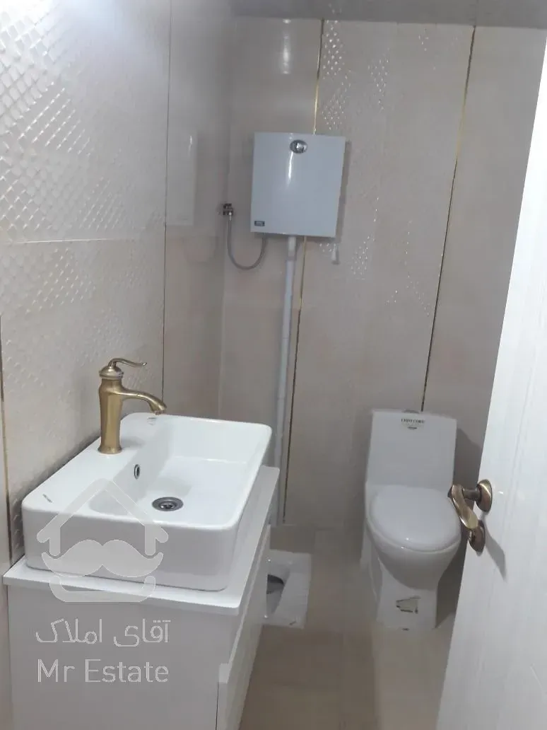 آپارتمان ویو روبه کوه