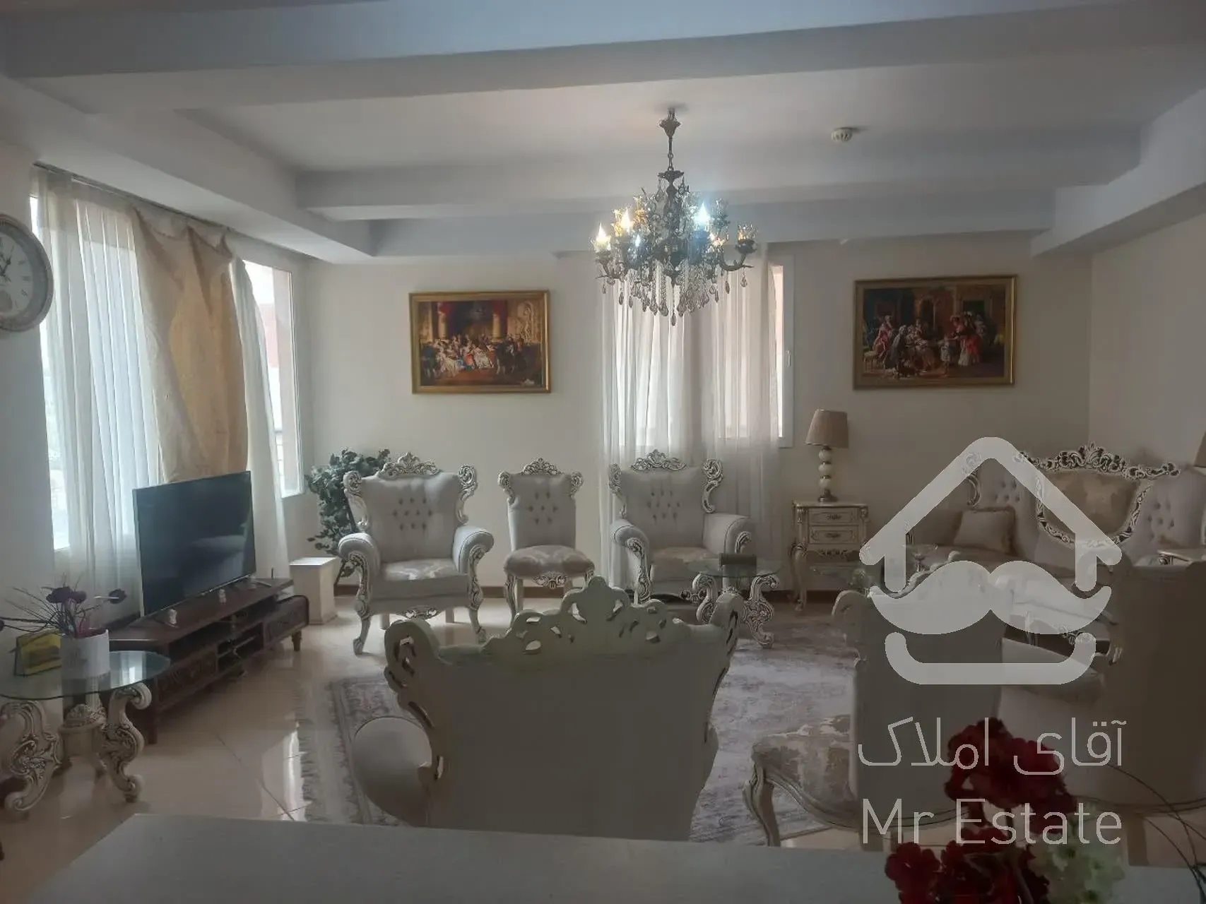 ۱۱۰ متر / ۲ خواب / دو قدمی دریاچه