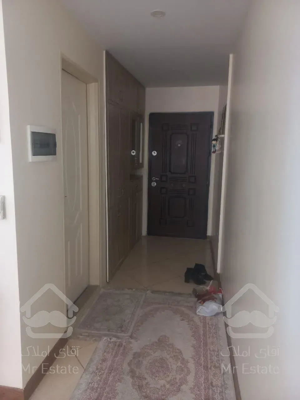 ۱۱۰ متر / ۲ خواب / دو قدمی دریاچه