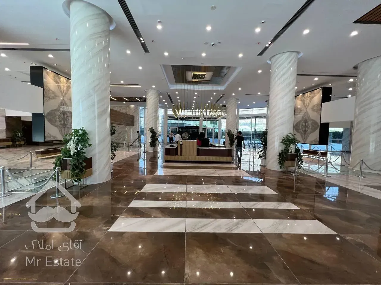 ۲۰۰ متر / ۳ خواب / فول دیزاین / رهن و اجاره چیتگر