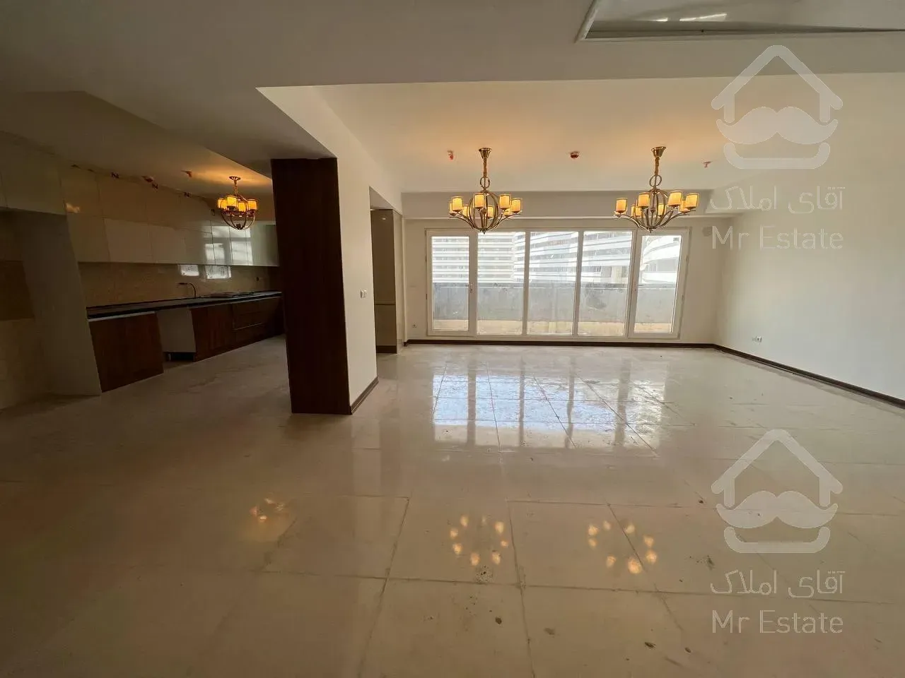 ۲۰۰ متر / ۳ خواب / فول دیزاین / رهن و اجاره چیتگر