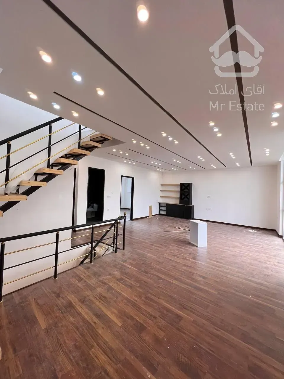 فروش ویژه ویلا منطقه جنگلی نور زیر قیمت