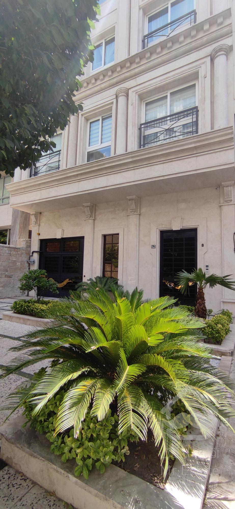 ۱۳۵متر «توحیدها / مشابه نوساز» تک‌واحدی / گل طبقات