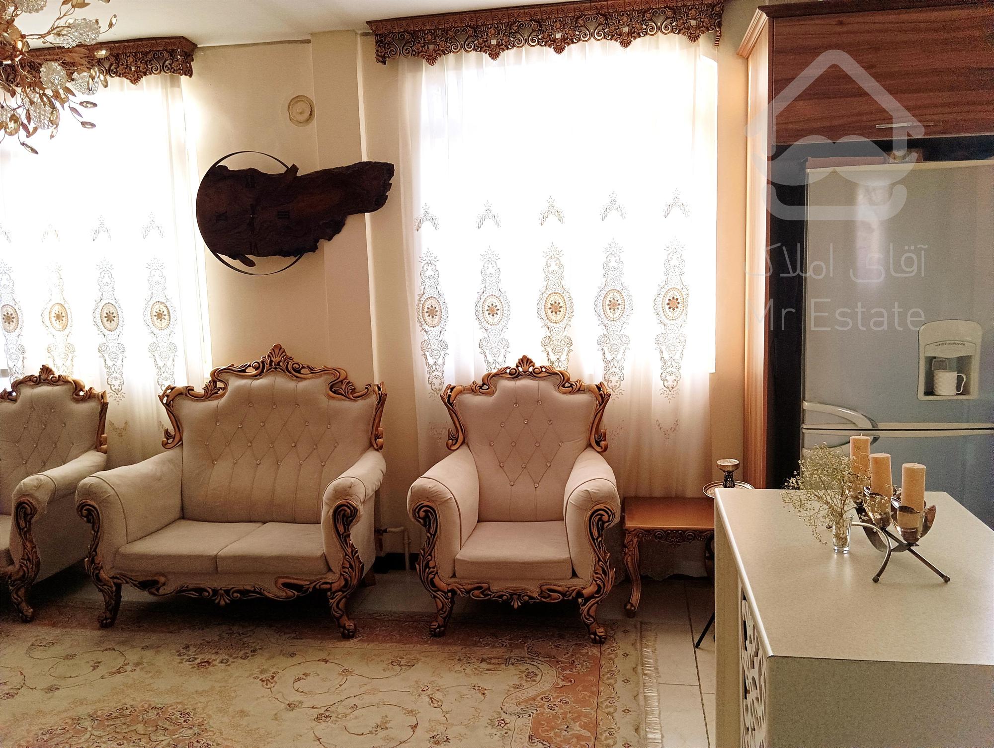 ۶۱متری/دوخوابه/فول بازسازی/سلسبیل