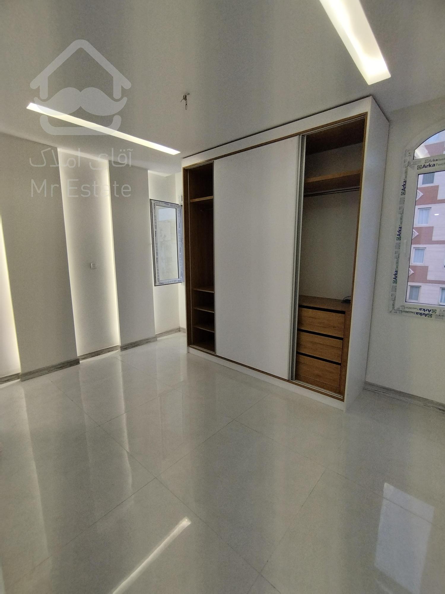 ۸۵متر/پونک/دیزاین شده/سالن قابل چیدمان