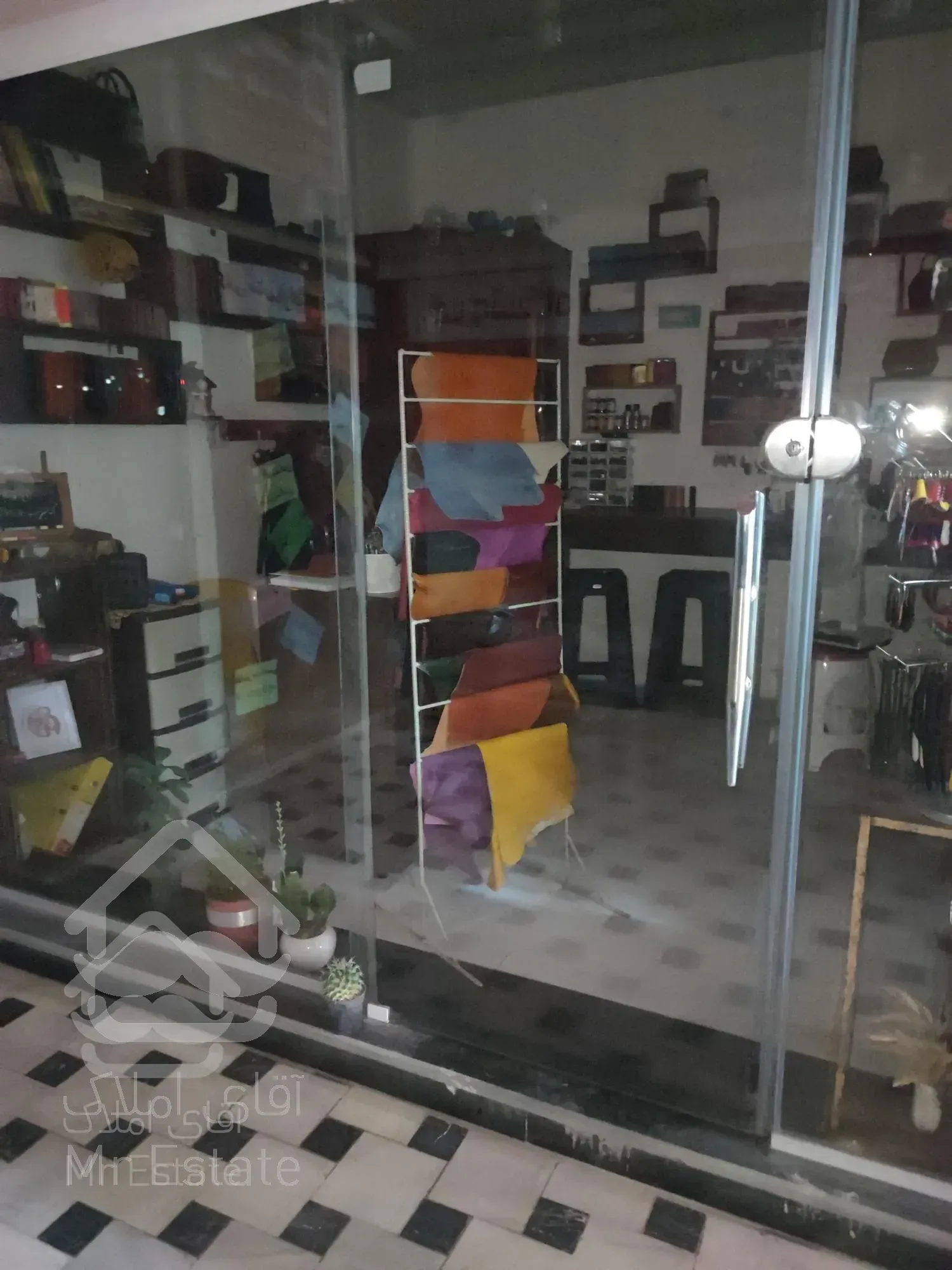 فروش دو واحد تجاری