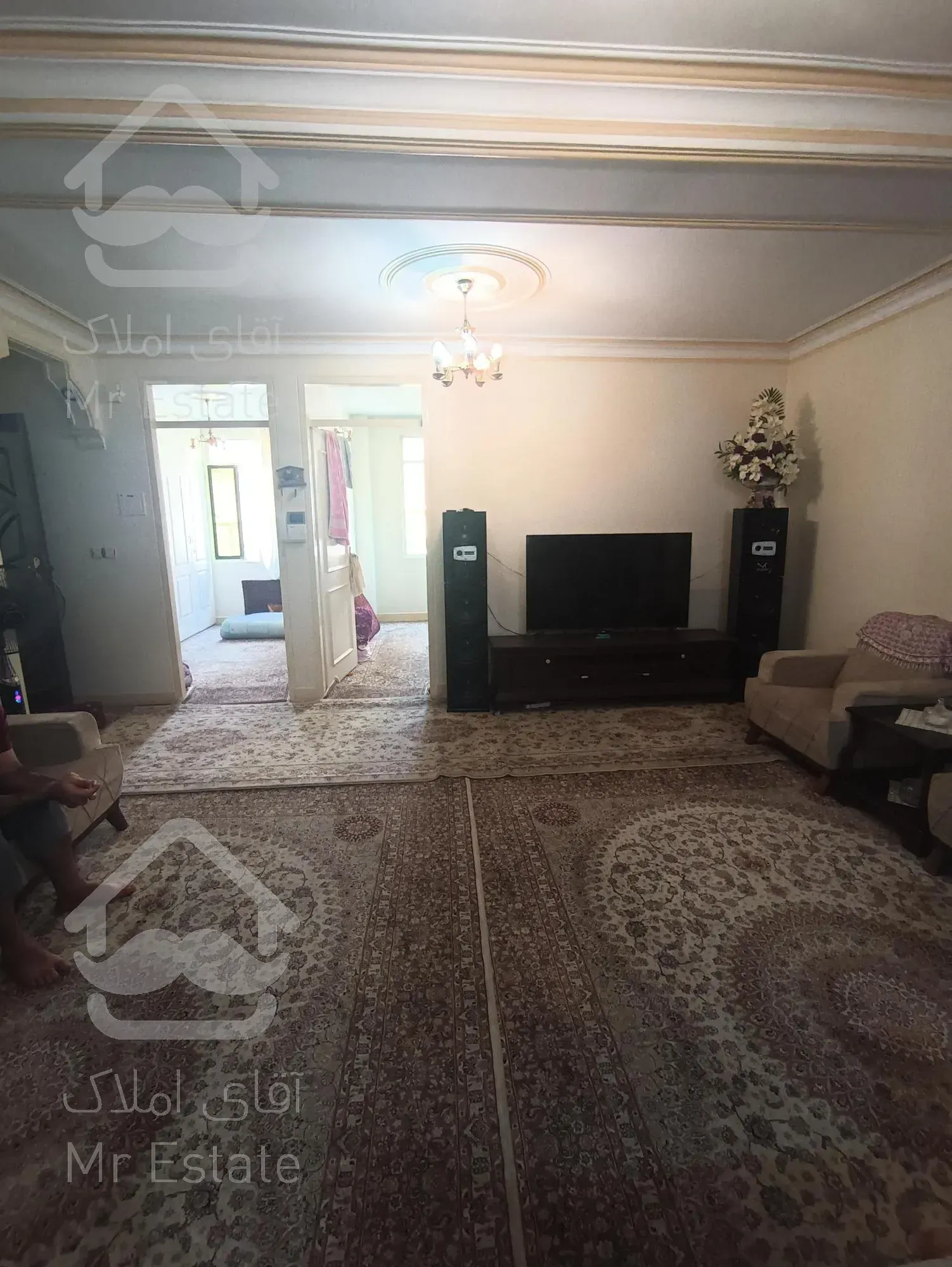 ۷۰متری/دوخوابه/پارکینگ دار