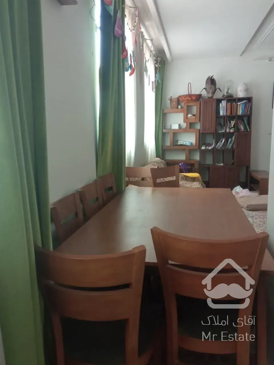 کوچه۱۶ متری، نبش سراسر نور، فوق‌العاده خوش نقشه