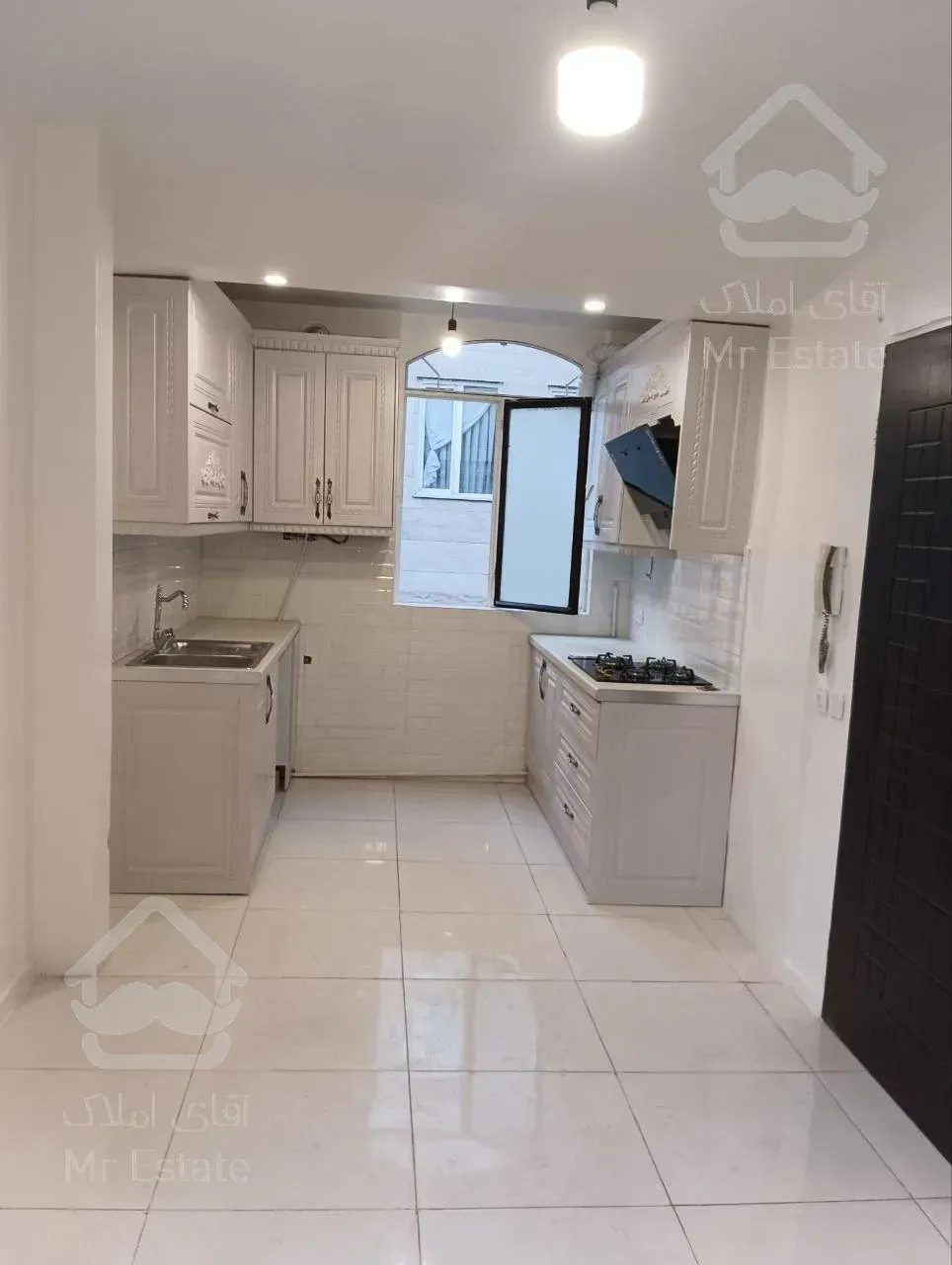 ۴۲ متر/پارکینگدار/بازسازی شده در کمیل