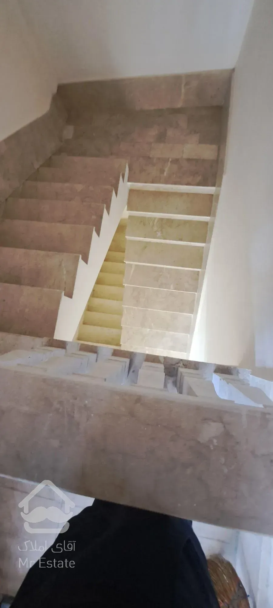 اجاره تجاری دفتر کار مزون