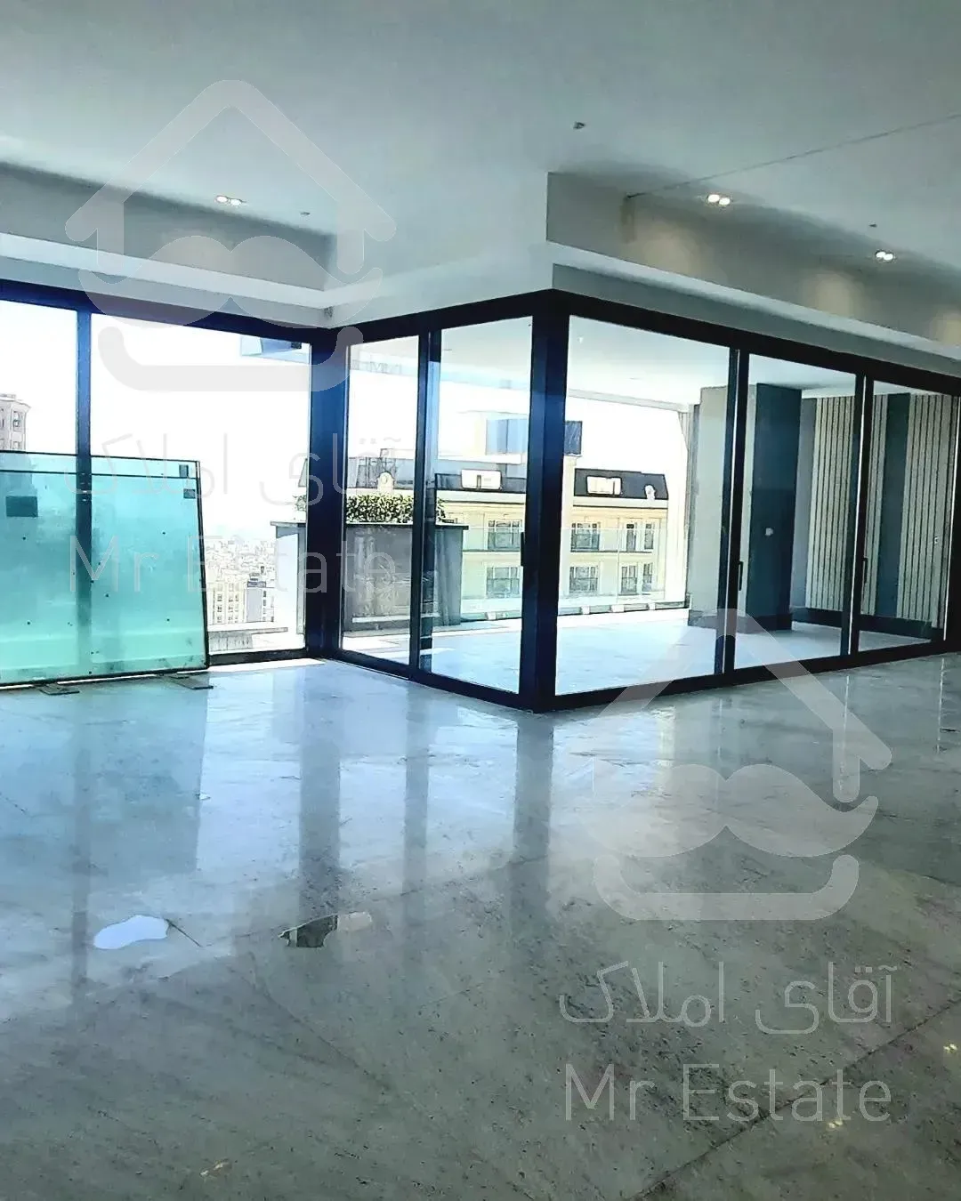 فروش برج باغ ۳۲۰ متر در کامرانیه