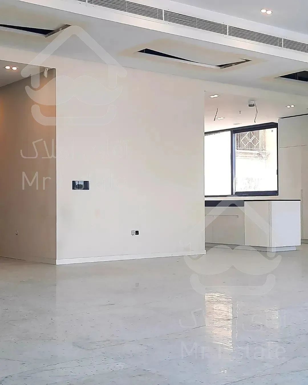 فروش برج باغ ۳۳۰ متری در کامرانیه