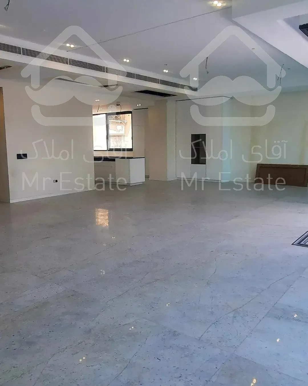 فروش برج باغ ۳۳۰ متری در کامرانیه