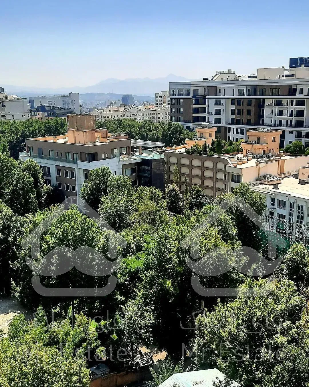 فروش برج باغ ۳۲۰ متر در کامرانیه